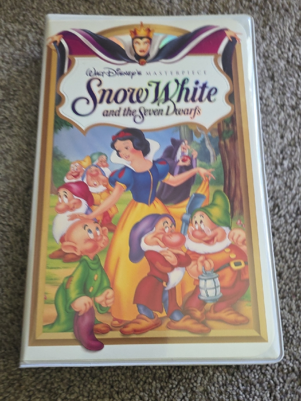 Walt Disney Snow White and the Seven Dwarfs VHS Cover - Colorful Classic Artwork